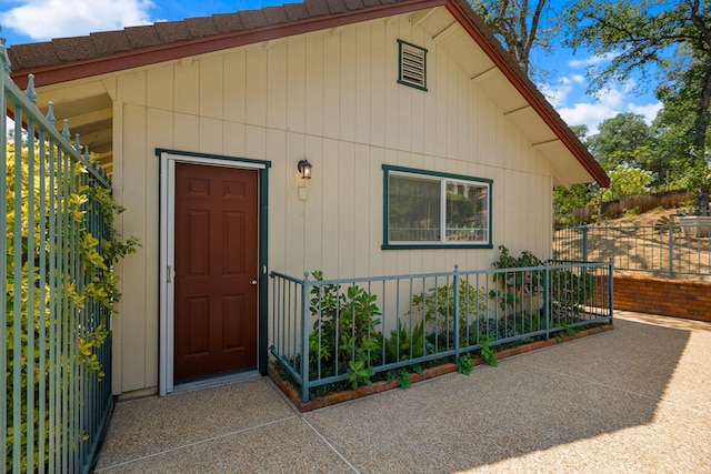 21247 Creekside Dr, Red Bluff, CA 96080 - view of doorway to property