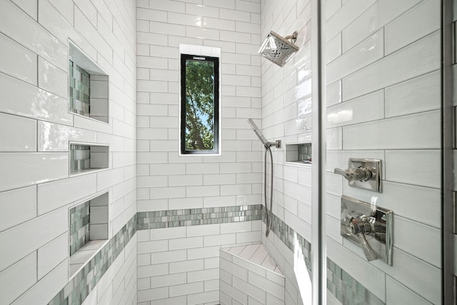 180 Agua Verdi Dr, Red Bluff, CA 96080 - bathroom with tiled shower