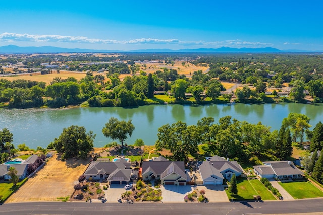 180 Agua Verdi Dr, Red Bluff, CA 96080 - aerial perspective of suburban area featuring a water and mountain view