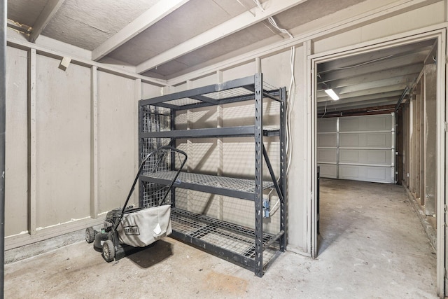 1545 Olive Ave, Redding, CA 96001 - view of garage