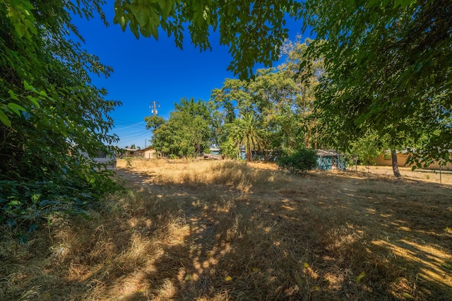 210 Gilmore Rd, Red Bluff, CA 96080
