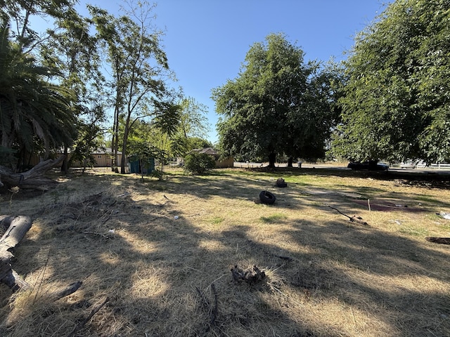 210 Gilmore Rd, Red Bluff, CA 96080