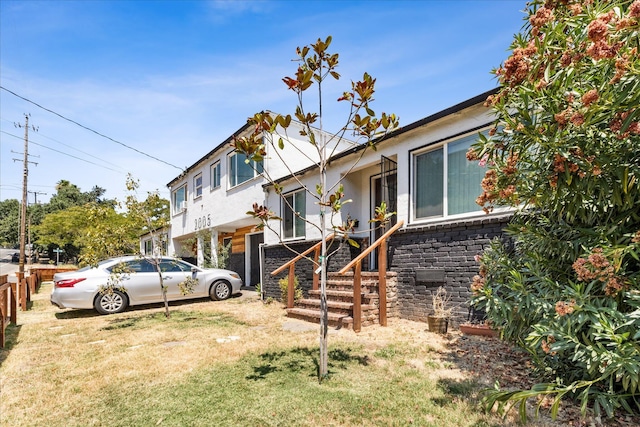 2005 E St, Redding, CA 96001 - view of front of property with stairway