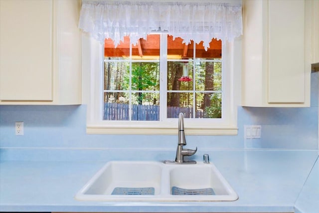 30821 Bambi Dr, Shingletown, CA 96088 - kitchen view of white cabinets