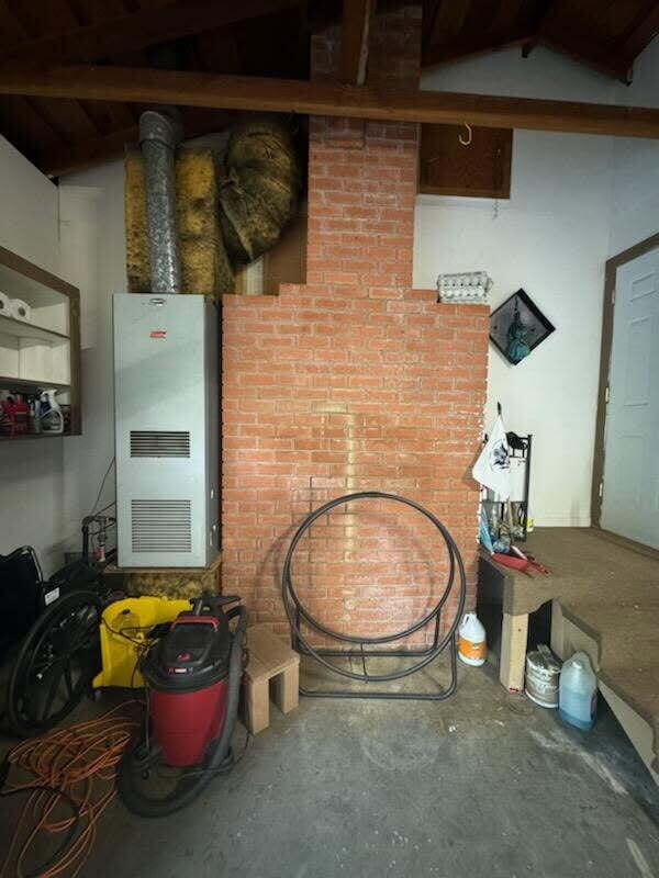 37023 Park Ave, Burney, CA 96013 - view of utility room