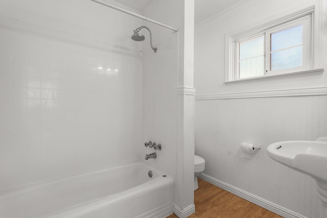 2955 Shasta St, Redding, CA 96001 - bathroom with wood finished floors, shower / bathtub combination, and ornamental molding