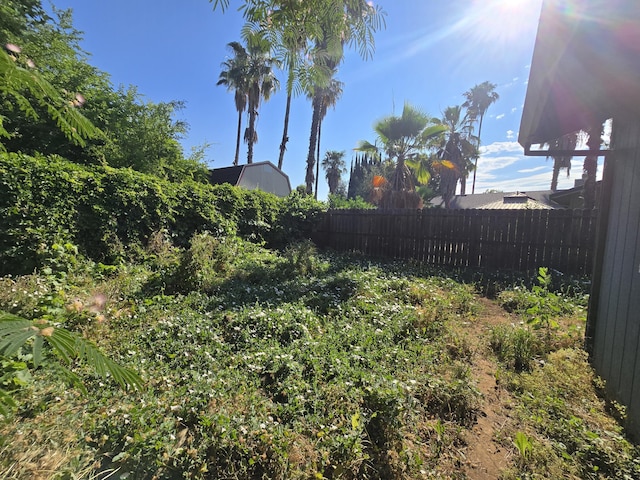 1591 Canby Rd, Redding, CA 96002 - view of yard