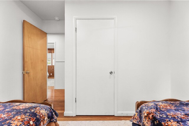 3371 Bardick Rd, Anderson, CA 96007 - bedroom featuring wood finished floors