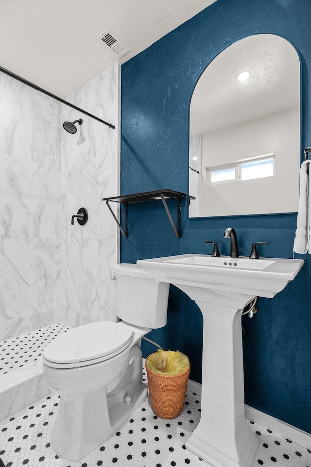 3371 Bardick Rd, Anderson, CA 96007 - bathroom featuring a stall shower and toilet
