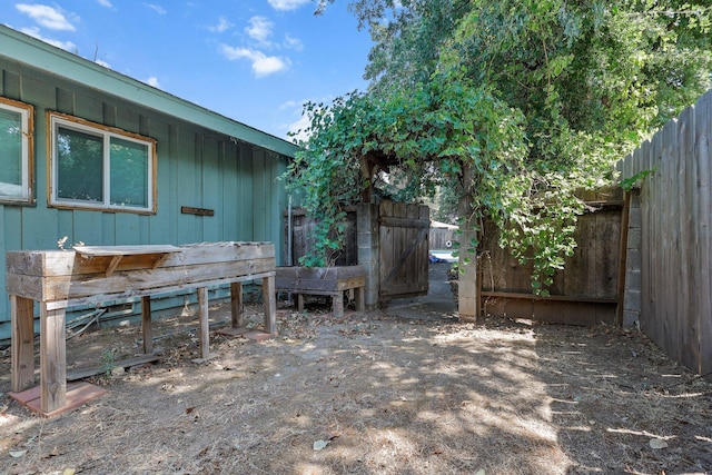 3371 Bardick Rd, Anderson, CA 96007 - view of patio