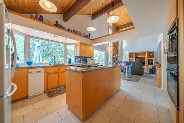 8846 Goldstone Ln, Redding, CA 96001 - photo 21