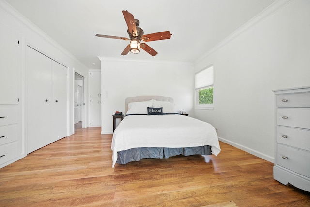 4050 Oro Ct, Redding, CA 96001 - bedroom featuring ornamental molding, light wood-style flooring, and ceiling fan