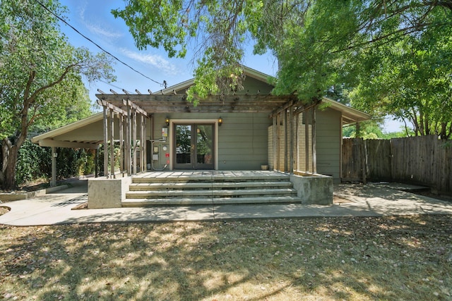 4050 Oro Ct, Redding, CA 96001 - rear view of house featuring french doors