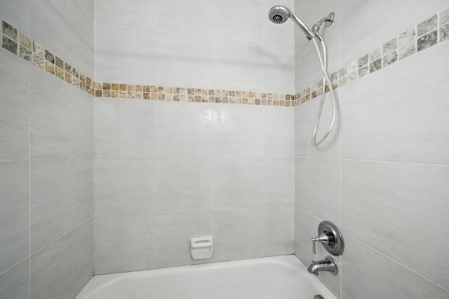 4050 Oro Ct, Redding, CA 96001 - bathroom featuring  shower combination