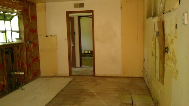 1927 Lindeena Ln, Redding, CA 96002 - view of unfurnished room