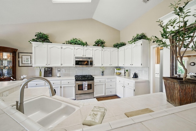 2868 Blue Bell Dr, Redding, CA 96001 - photo 8