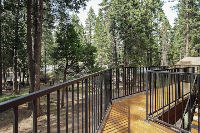 9259 Kings Ct, Shingletown, CA 96088 - view of wooden deck