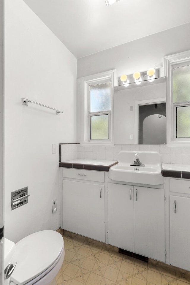 2040 Sonoma St, Redding, CA 96001 - bathroom with vanity and toilet