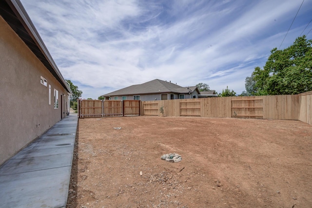 19450 Vista Del Monte Ct, Redding, CA 96003 - view of fenced backyard