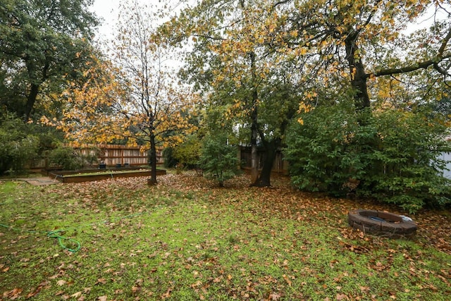 3466 Silverwood St, Redding, CA 96002 - view of yard