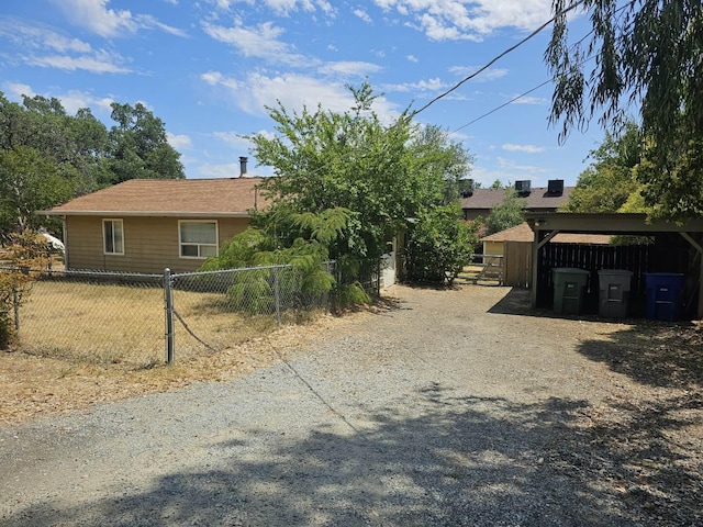 1637 Green St, Redding, CA 96002 - obstructed view of property featuring driveway