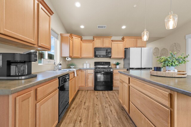 1265 Yacht Ct, Redding, CA 96003 - photo 37