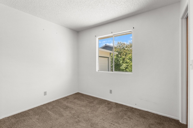 1333 Deborah Dr, Red Bluff, CA 96080 - empty room featuring carpet flooring and a textured ceiling