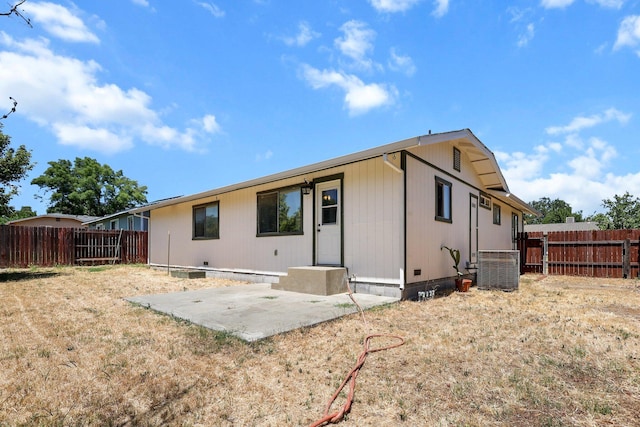 1333 Deborah Dr, Red Bluff, CA 96080 - rear view of house featuring a patio area and a fenced backyard