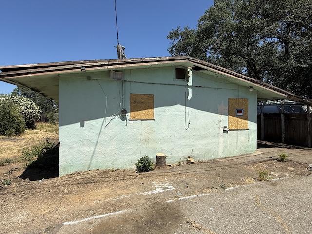 987 July Way, Redding, CA 96003 - view of property exterior with stucco siding