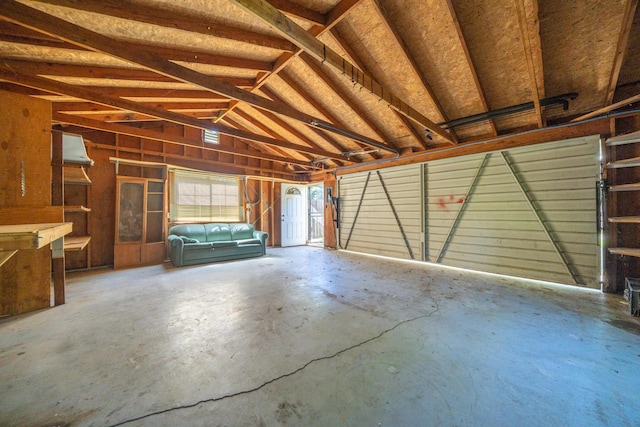1440 Oakdale Ln, Redding, CA 96002 - view of garage