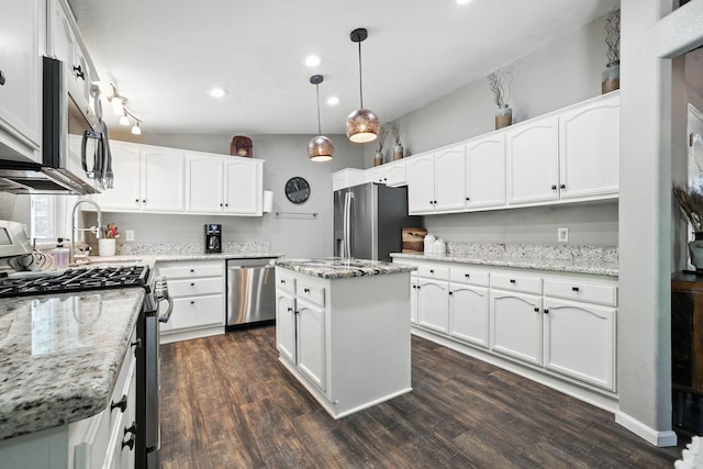 20775 Oak St, Lakehead, CA 96051 - photo 9