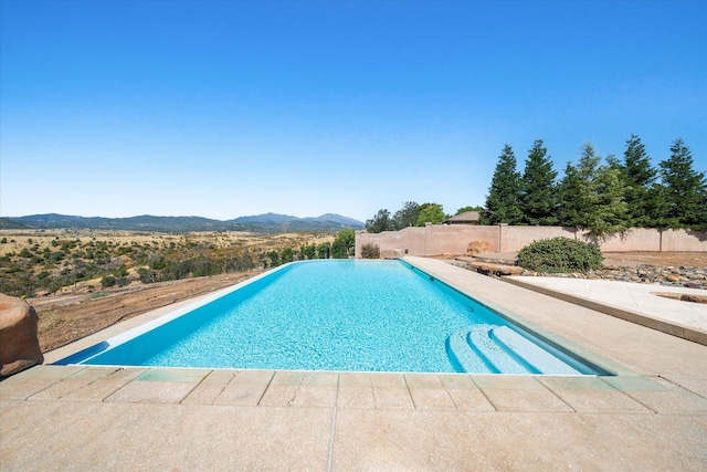 832 Santa Cruz Dr, Redding, CA 96003 - photo 6