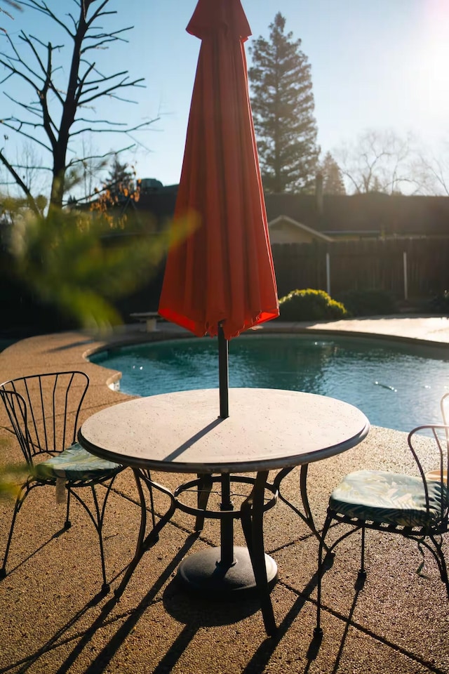 3060 Monte Bello Dr, Redding, CA 96001 - view of pool