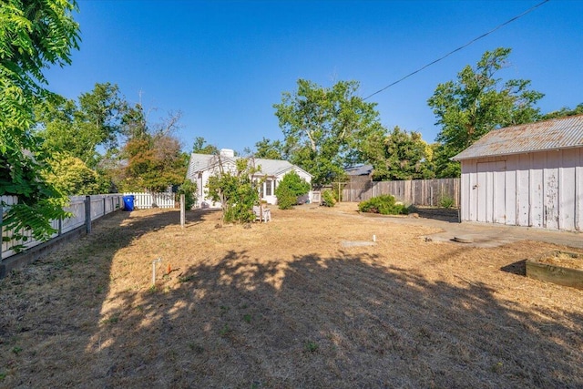 1120 Franklin St, Red Bluff, CA 96080 - fenced backyard with a shed