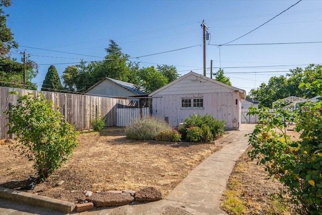 1120 Franklin St, Red Bluff, CA 96080 - view of yard