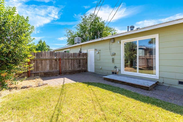 3252 Daisy St, Anderson, CA 96007 - view of yard