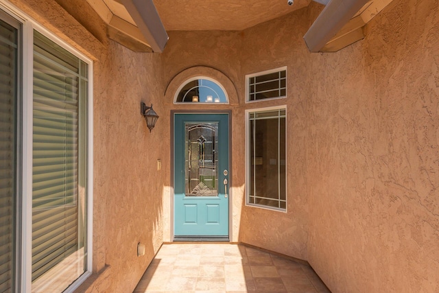 2926 Chaucer Way, Shasta Lake, CA 96019 - entrance to property with stucco siding