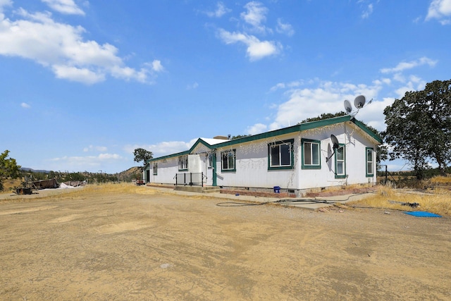3287 Yolla Bolly Rd, Igo, CA 96047 - view of front of house