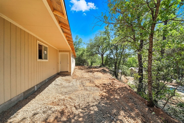 735 Shasta Park Dr, Shasta Lake, CA 96019 - view of yard featuring an attached carport