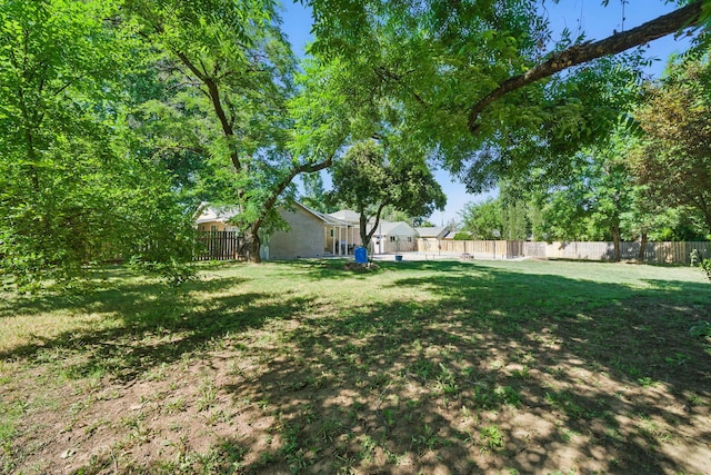 3351 Nicolet Ln, Redding, CA 96001 - view of fenced backyard