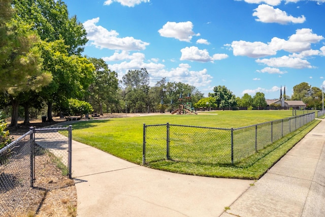 2773 Crystal Tree Dr, Redding, CA 96001 - view of home's community
