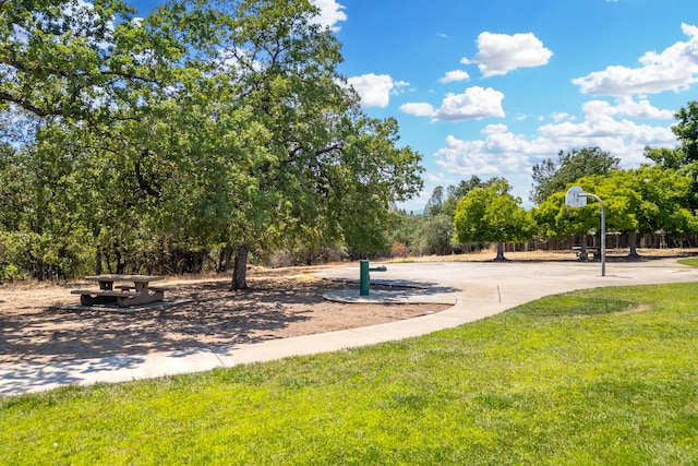 2773 Crystal Tree Dr, Redding, CA 96001 - view of property's community with a lawn