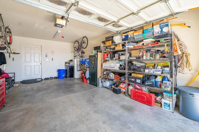 732 Stonebriar Trl, Redding, CA 96003 - garage with a garage door opener