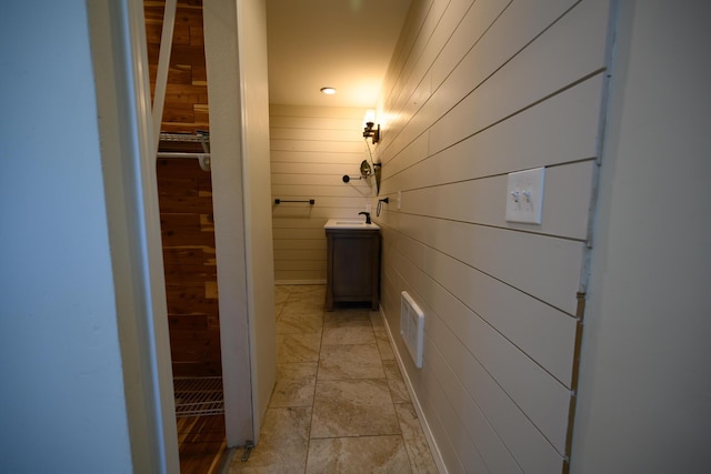 290 Mountain View Dr, Lewiston, CA 96052 - corridor featuring wooden walls