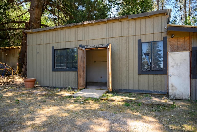 290 Mountain View Dr, Lewiston, CA 96052 - view of front of home featuring an outbuilding