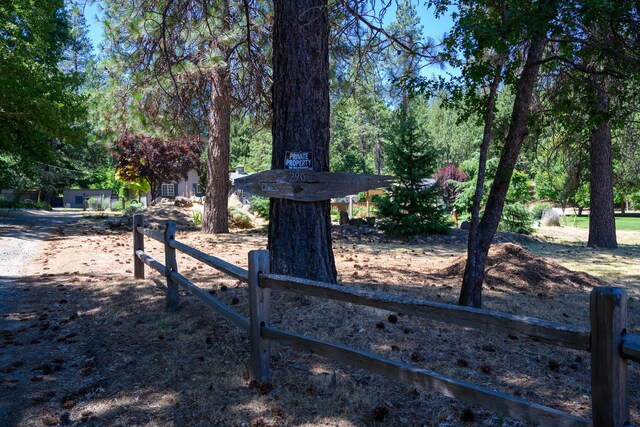 290 Mountain View Dr, Lewiston, CA 96052 - view of yard