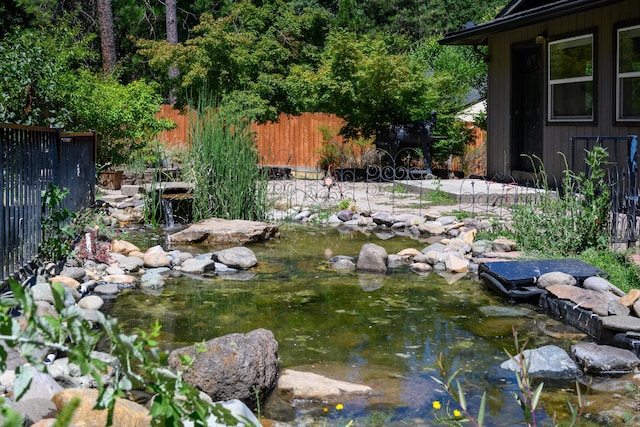 290 Mountain View Dr, Lewiston, CA 96052 - view of yard with a garden pond