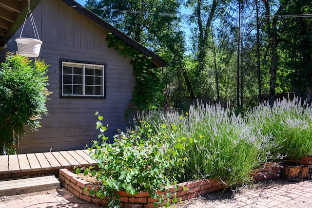 290 Mountain View Dr, Lewiston, CA 96052 - view of side of property