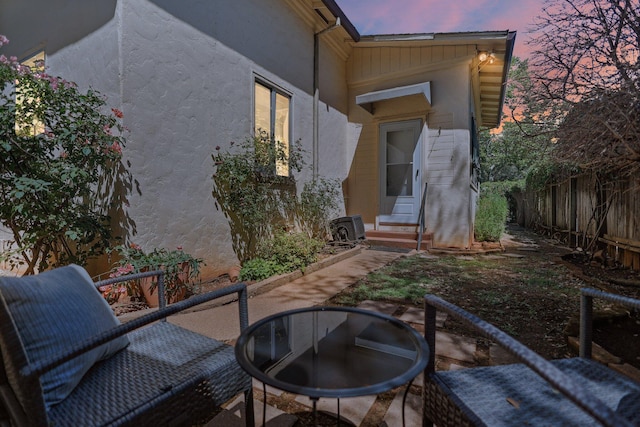 21552157 Butte St, Redding, CA 96003 - property entrance with stucco siding