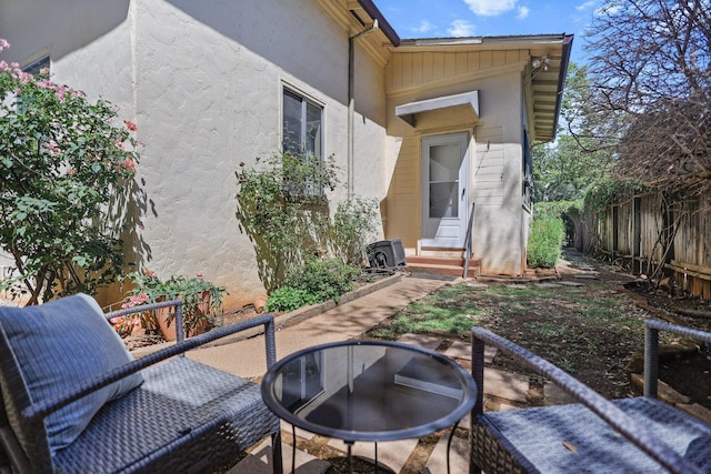 21552157 Butte St, Redding, CA 96003 - fenced backyard with entry steps